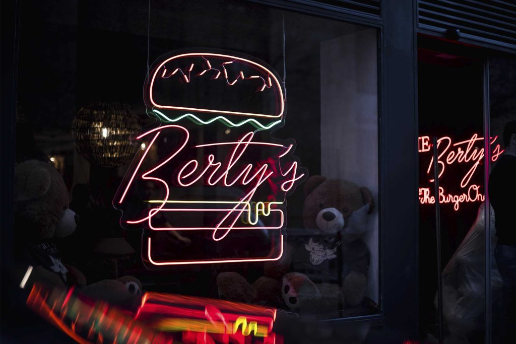 bertys neon salamanca